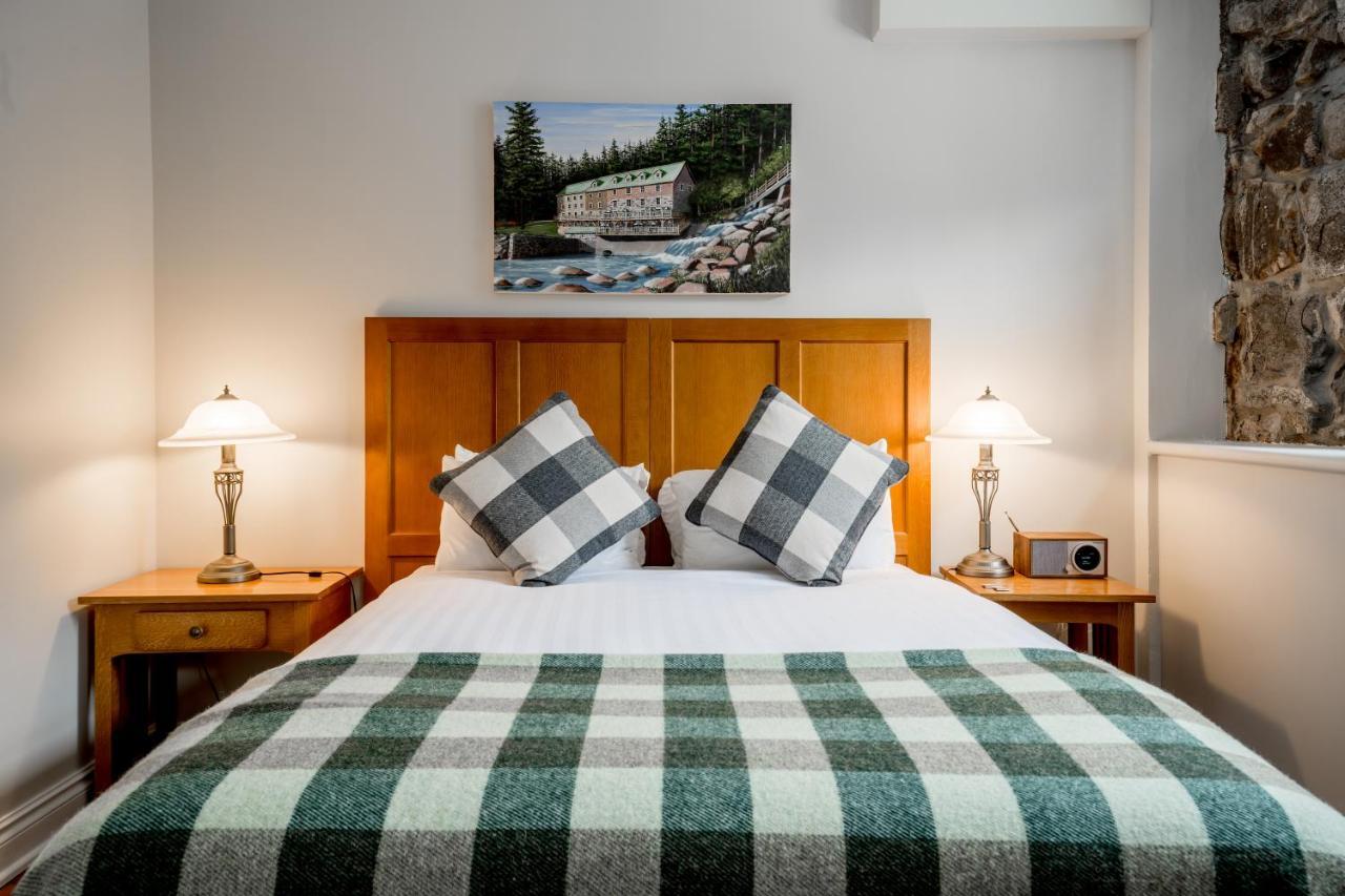 Moulin Wakefield Mill Hotel & Spa ภายนอก รูปภาพ