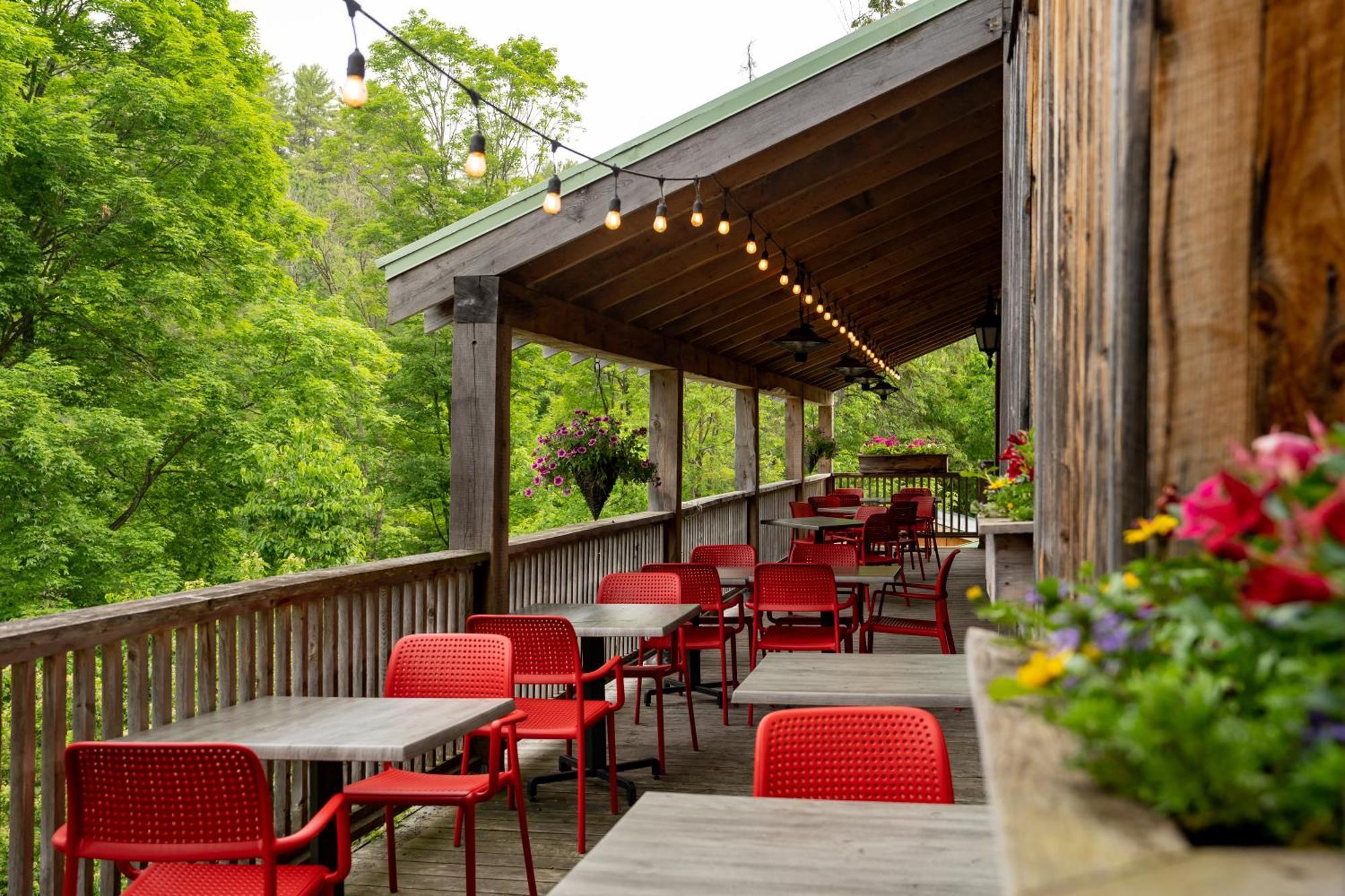 Moulin Wakefield Mill Hotel & Spa ภายนอก รูปภาพ